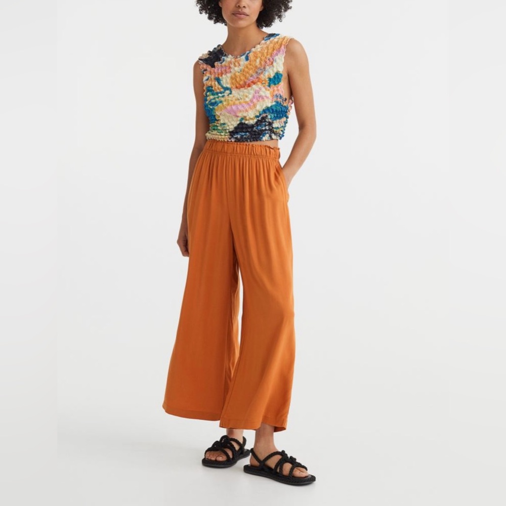 Rust Brown Crop Pull up pants with elastic waist